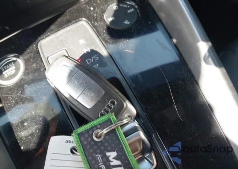 2022 Audi A3 Premium 40 Tfsi Front-Wheel Drive S Tronic z USA, uszkodzony, nr VIN WAUAUDGY4NA013778